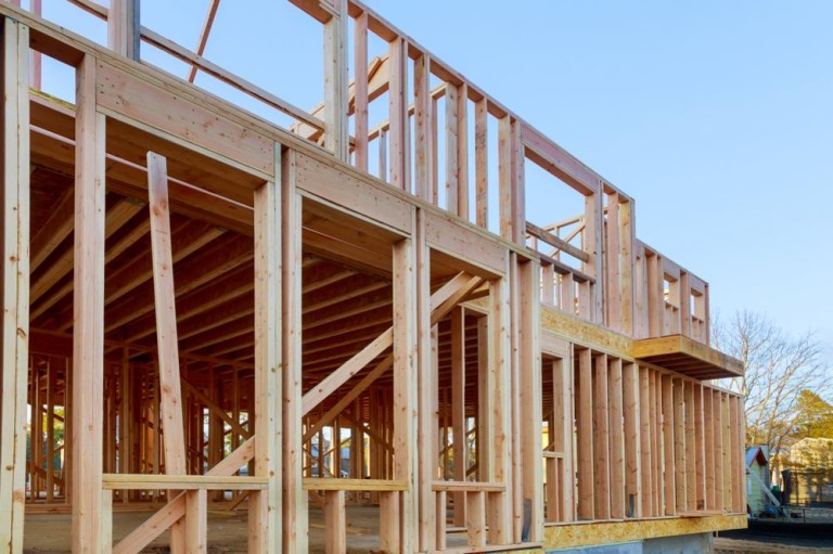 Ossature bois à Valdahon : guide pratique pour votre projet